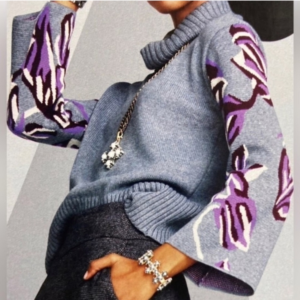 Cabi Eden Pullover‎ Turtleneck Sweater Women's Small Gray Floral Bell Sleeve